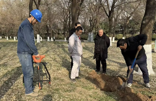 What are the key drawbacks of underground‑pipe electromagnetic‑induction detectors?